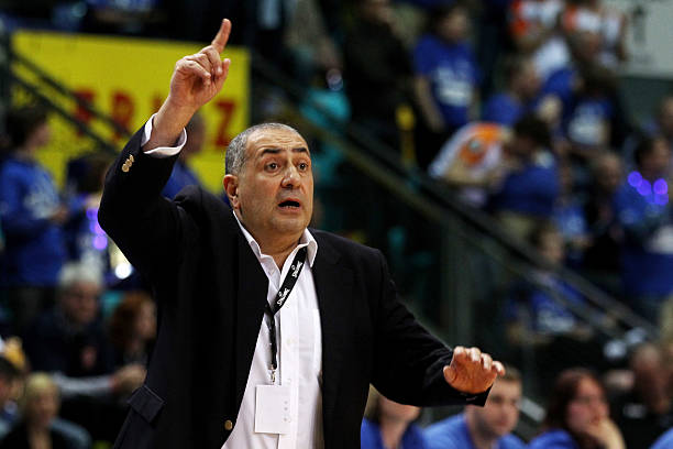 作为主教练 作为主教练