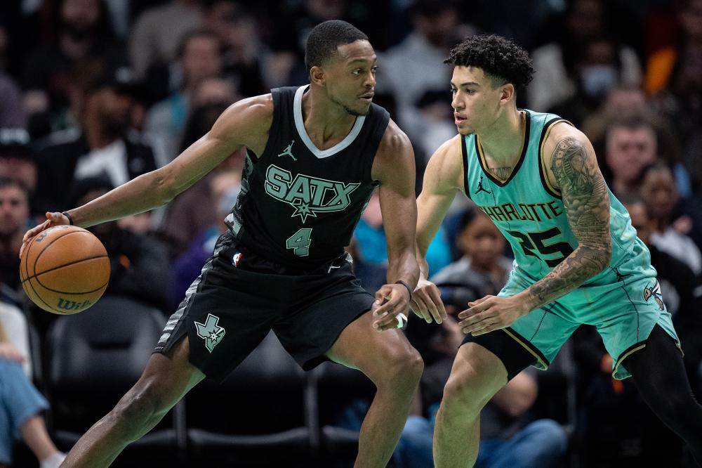 方对年轻选 方对年轻选