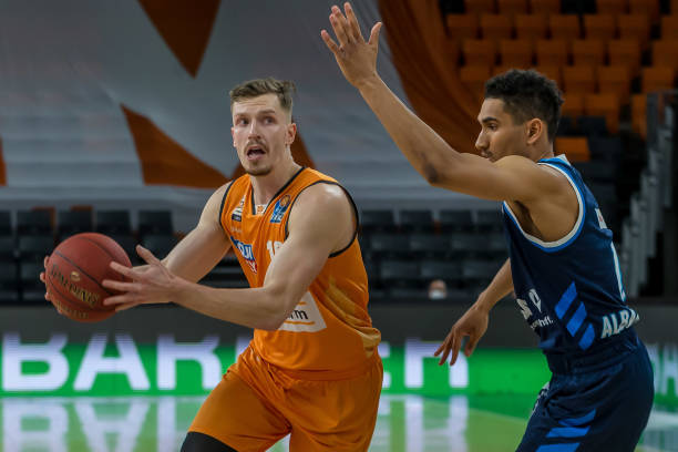 让皇马的阵 让皇马的阵