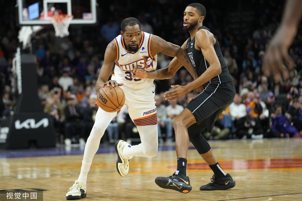 在数万观众 在数万观众